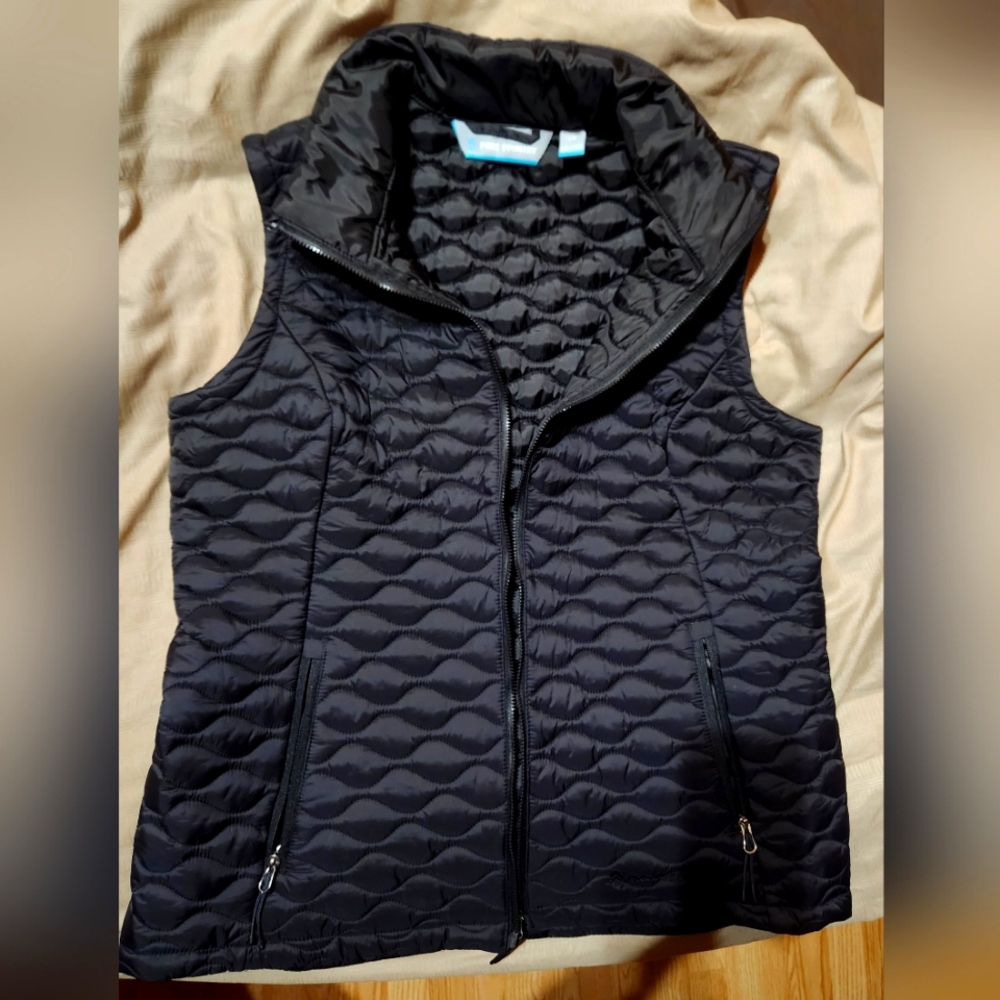 Free Country Black Vest